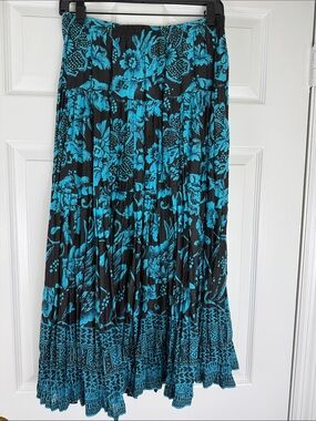 NWT Serengeti Floral Black and Turquoise Tiered Broomstick Maxi Skirt Medium